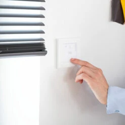 Somfy 9015022 - Cadre Blanc Laqué Pour Commande Murale Smoove - Blanc 7 Somfy 9015022 - Cadre Blanc Laqué Pour Commande Murale Smoove - Blanc -ROYAL CANIN Soldes Magasin 59992220 3